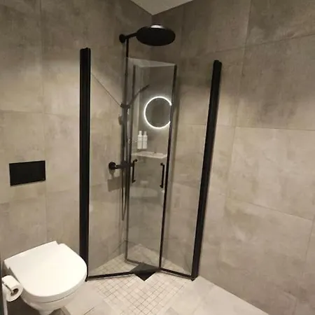 Apartamento Lovely Close To And Oslo Lillestrøm